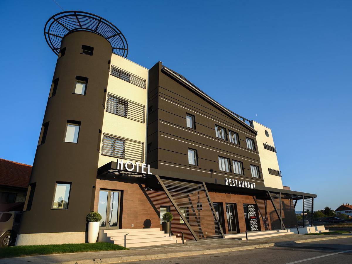 Hotel Ideo Lux Nis Exterior photo